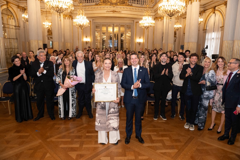 Reconocimiento a Natalia Antol&iacute;n 3