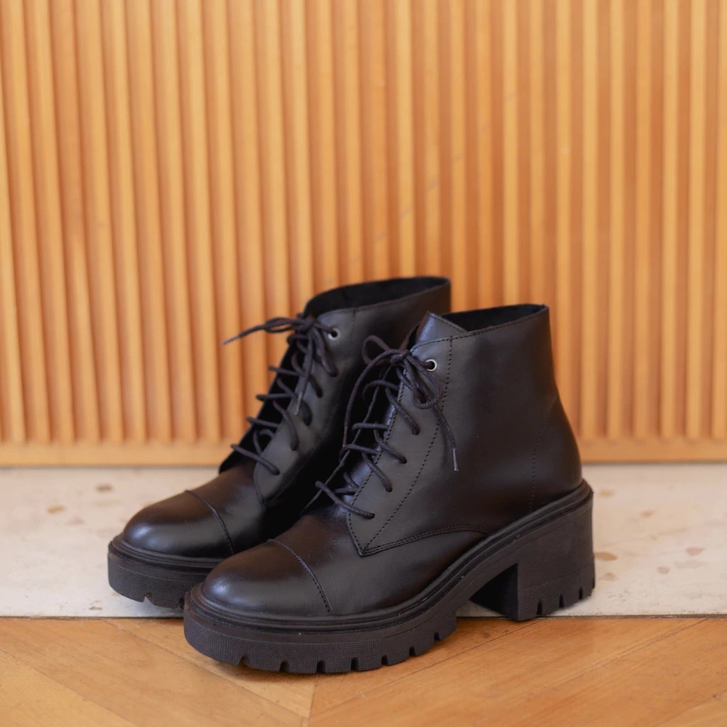 Coturno Gleici Couro Wishin