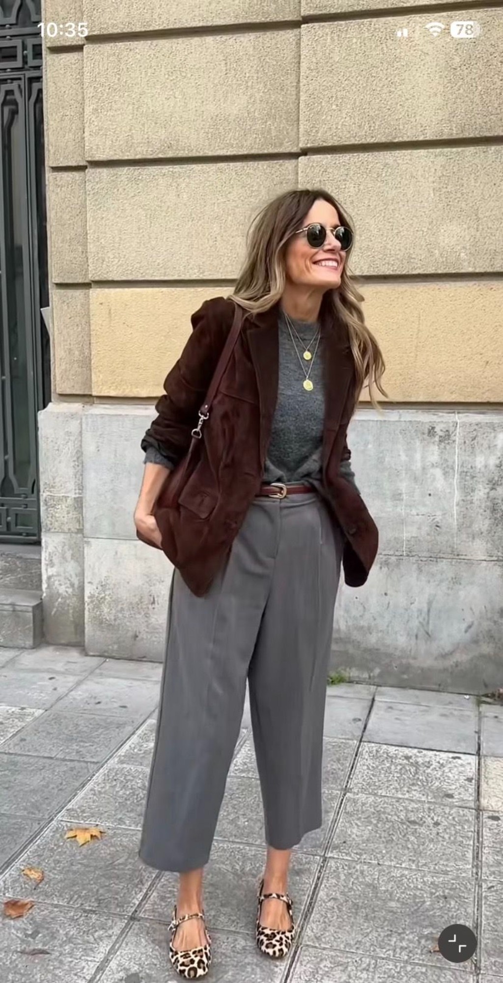 Look trabalho com sapato animal print