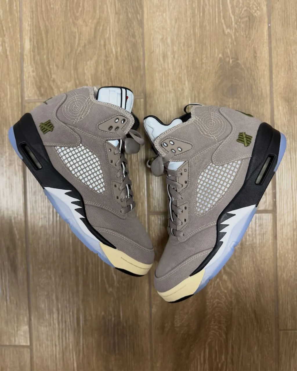 Air-Jordan-5-Undefeated-Yantax