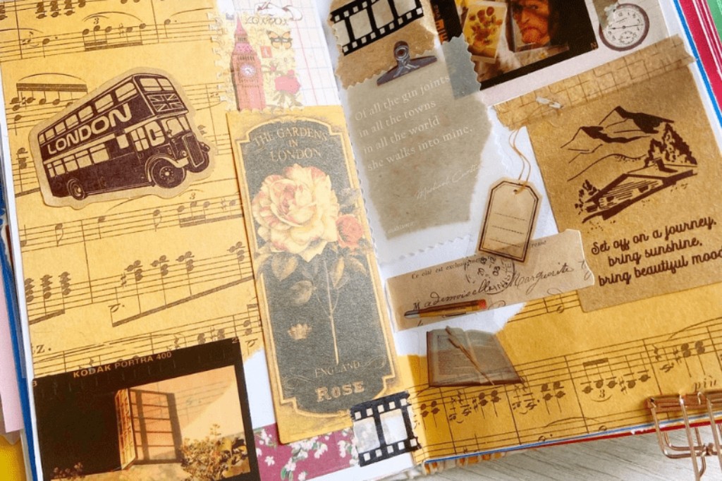 P&aacute;gina de scrapbook art&iacute;stico com colagem sobre partitura, selos e recortes vintage