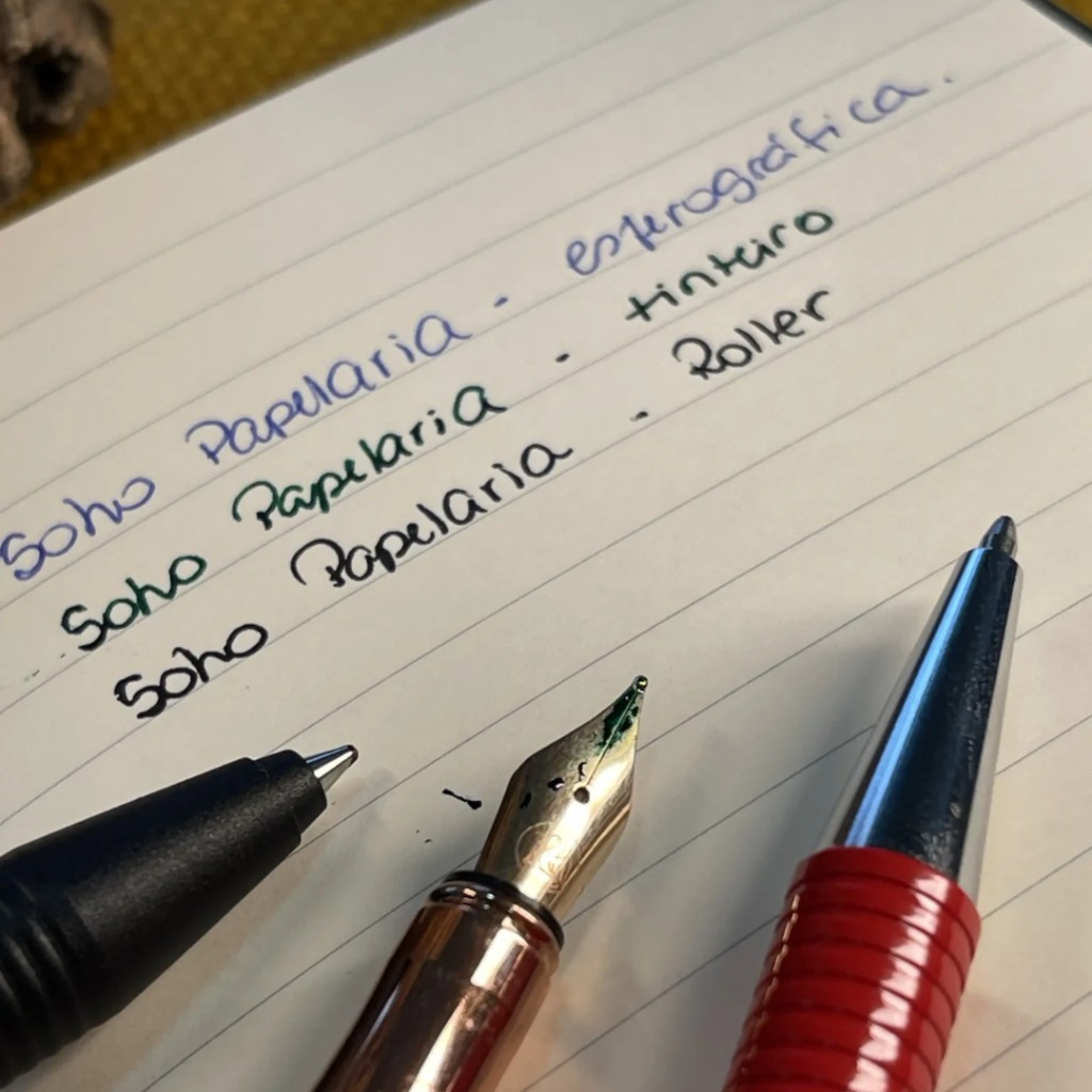 Compara&ccedil;&atilde;o entre caneta tinteiro, rollerball e esferogr&aacute;fica