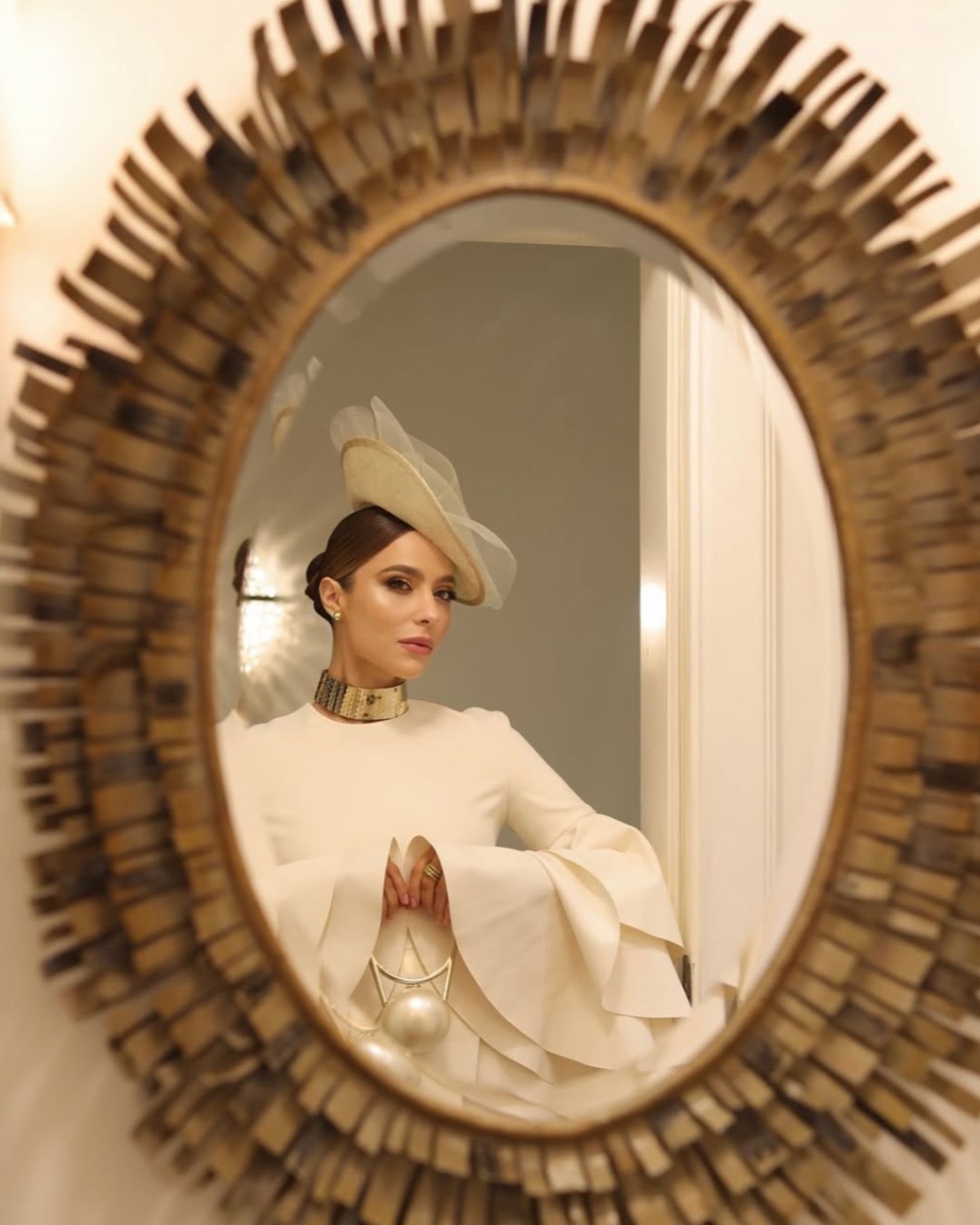 A Influenciadora Gabriella Ghader brilhou de Graciella Starling no Baile do Copacabana Palace