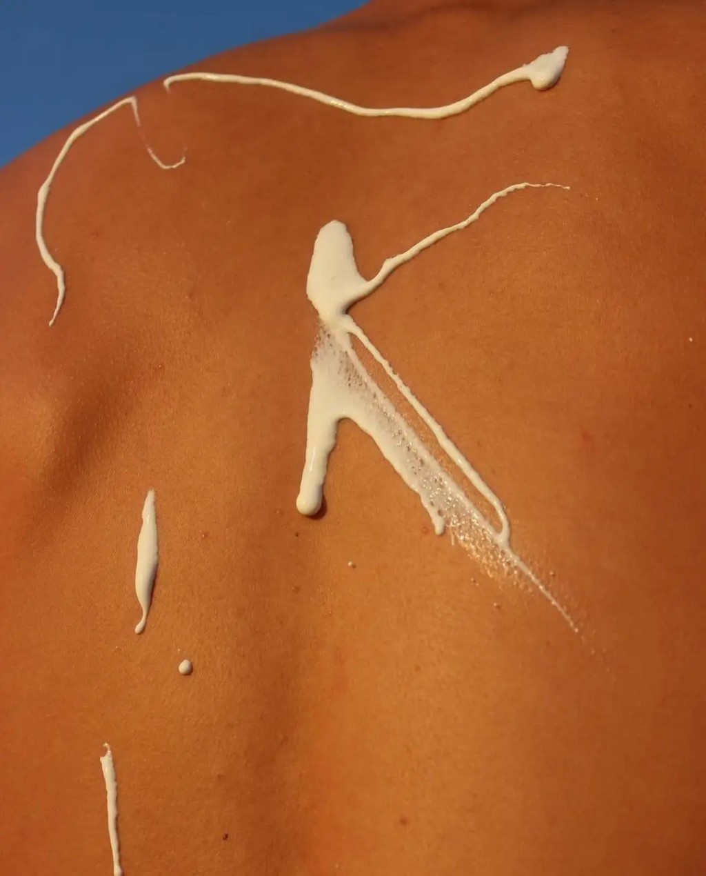 protetor solar na pele