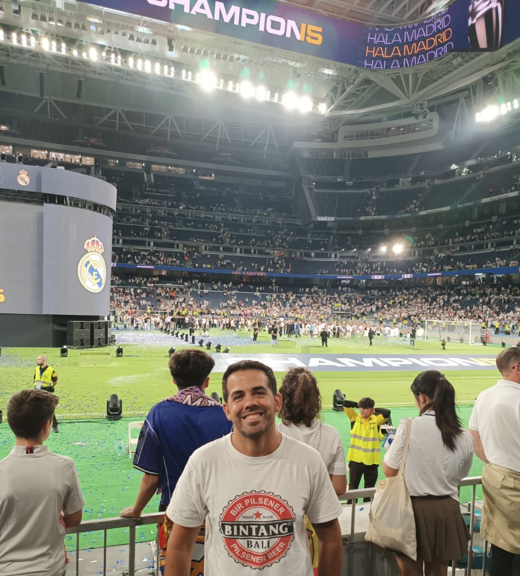 real madrid campeon dentro del santiago bernabeu