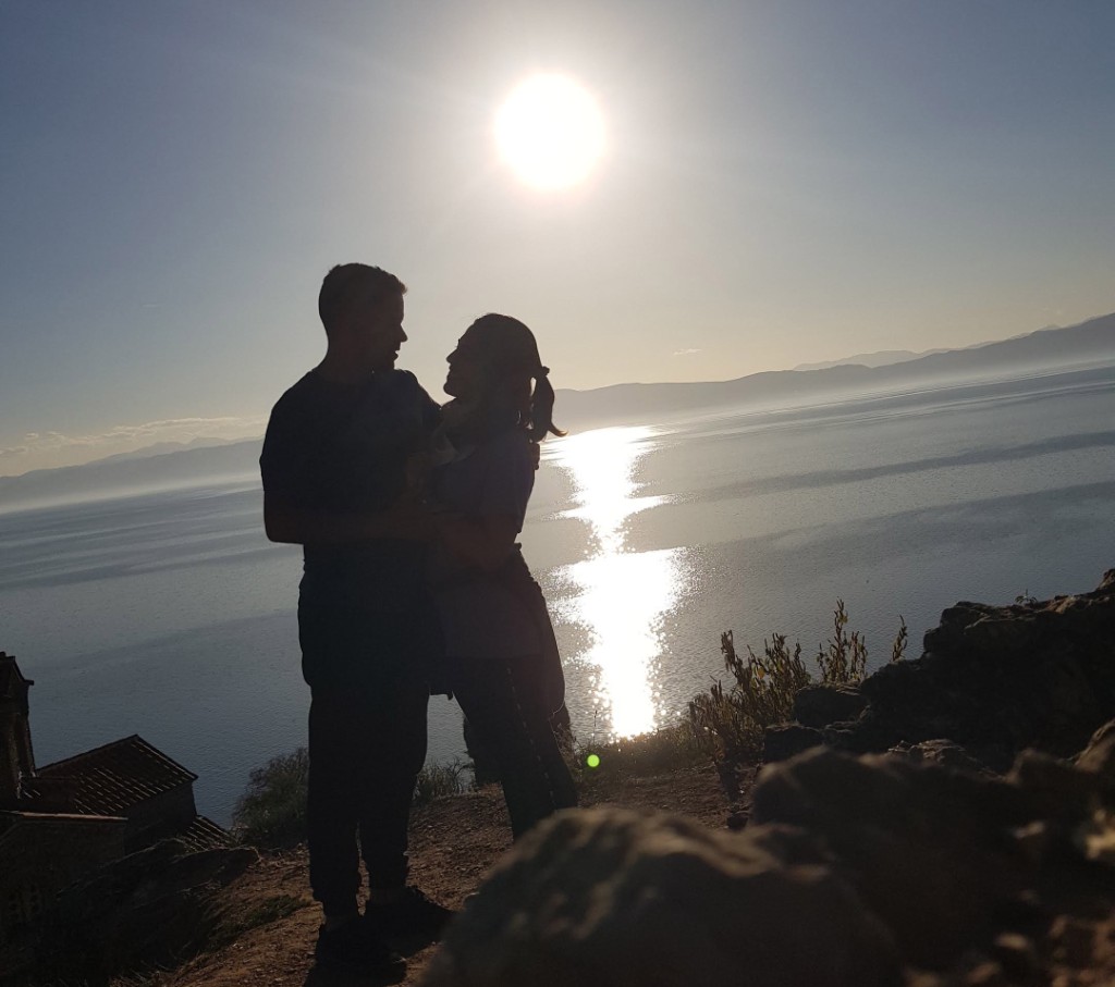lago de fondo en macedonia del norte.jpg