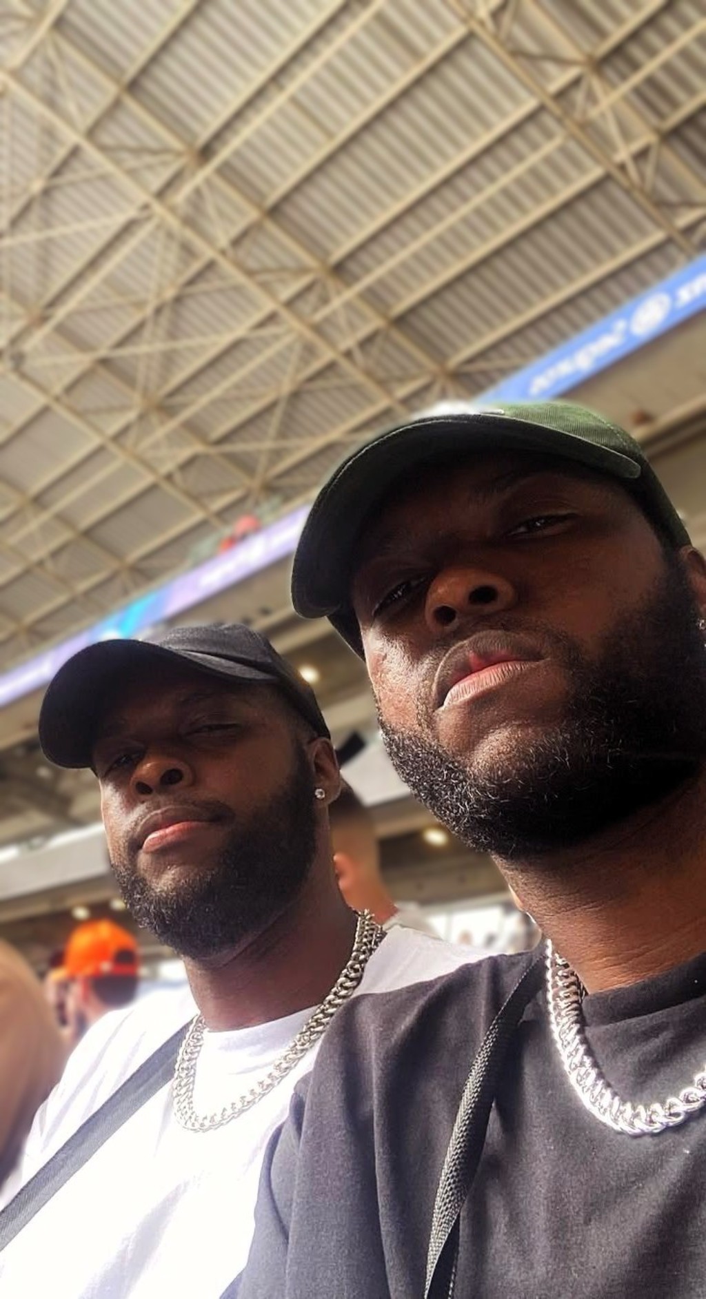 criadores da Aura 101 (Iago e Iuri)