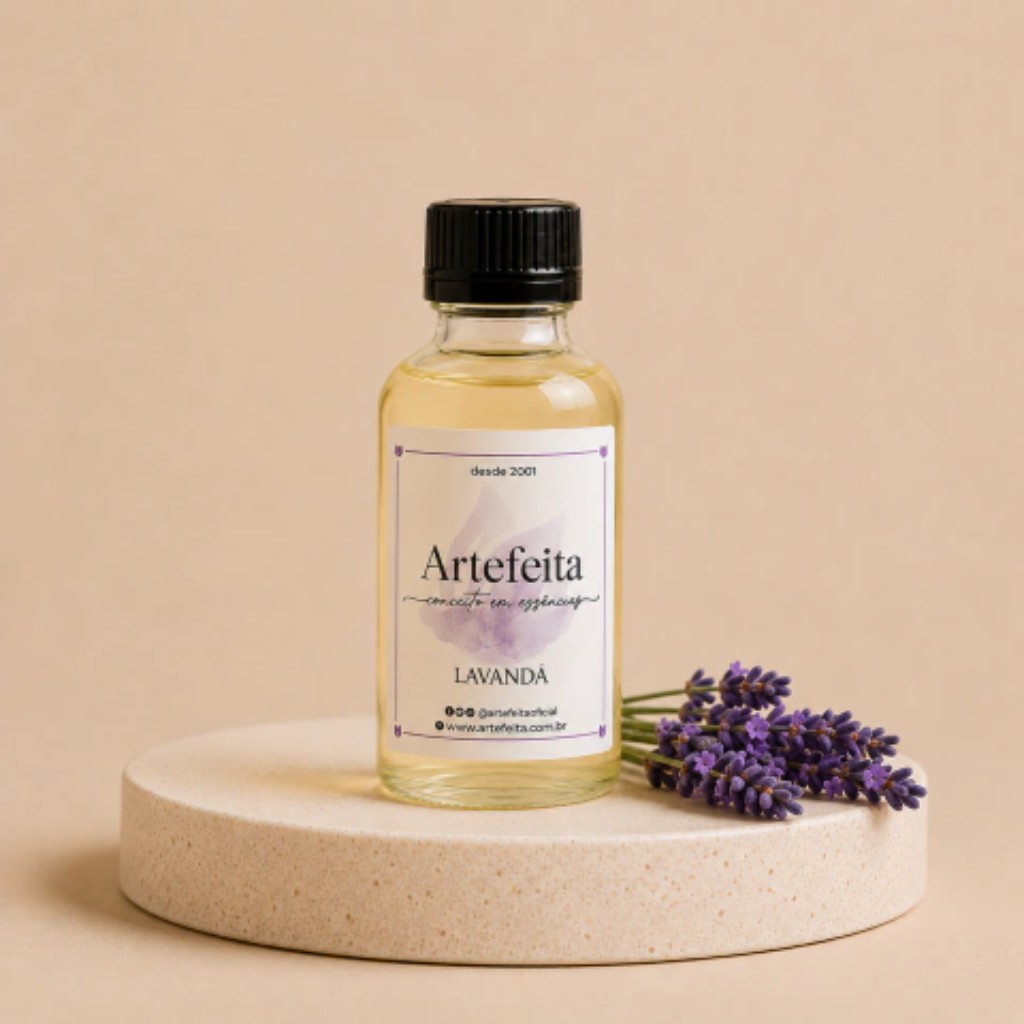 Ess&ecirc;ncia de Lavanda ArteFeita em frasco de 100 ml