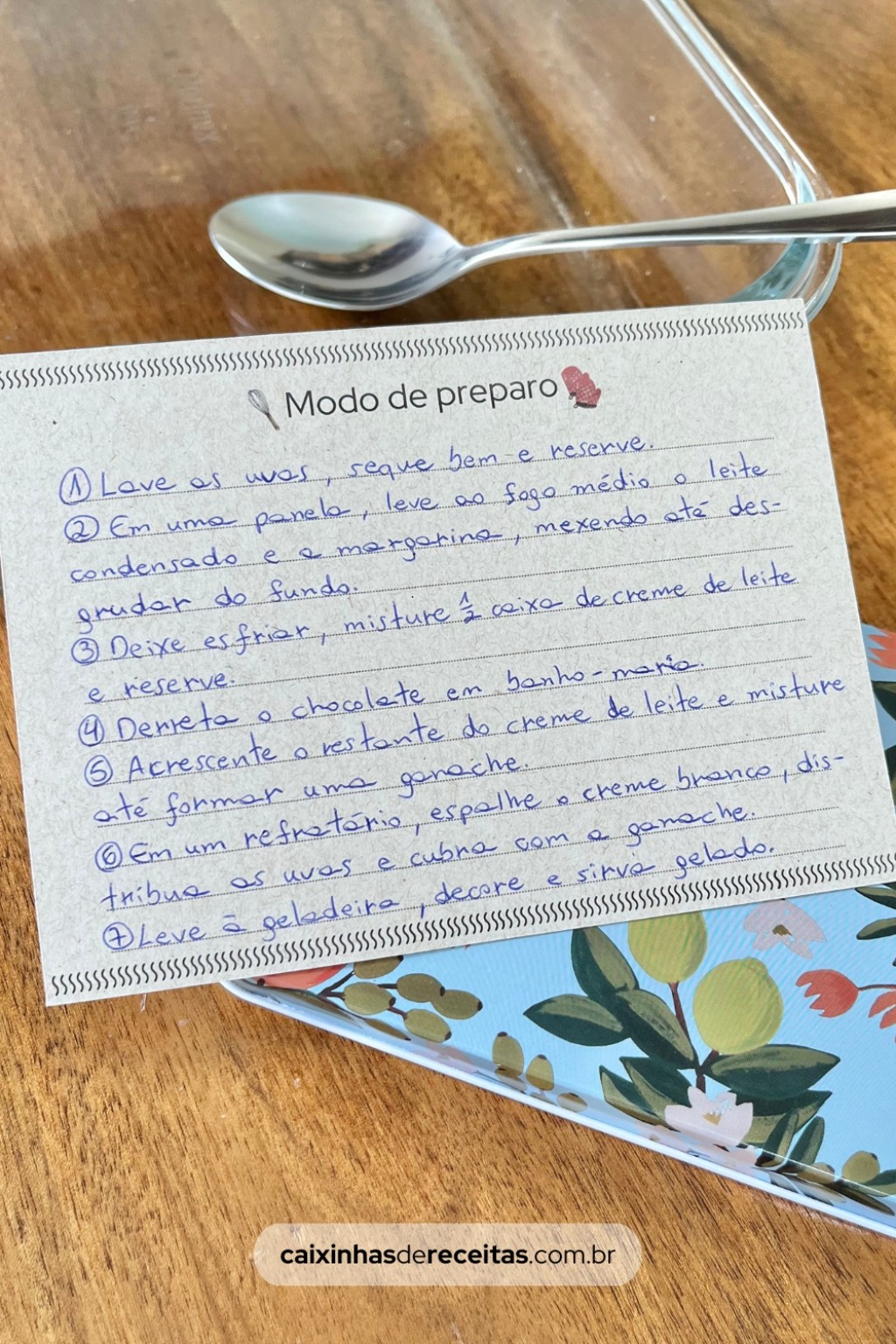 modo de preparo receita gelado de uva com chocolate