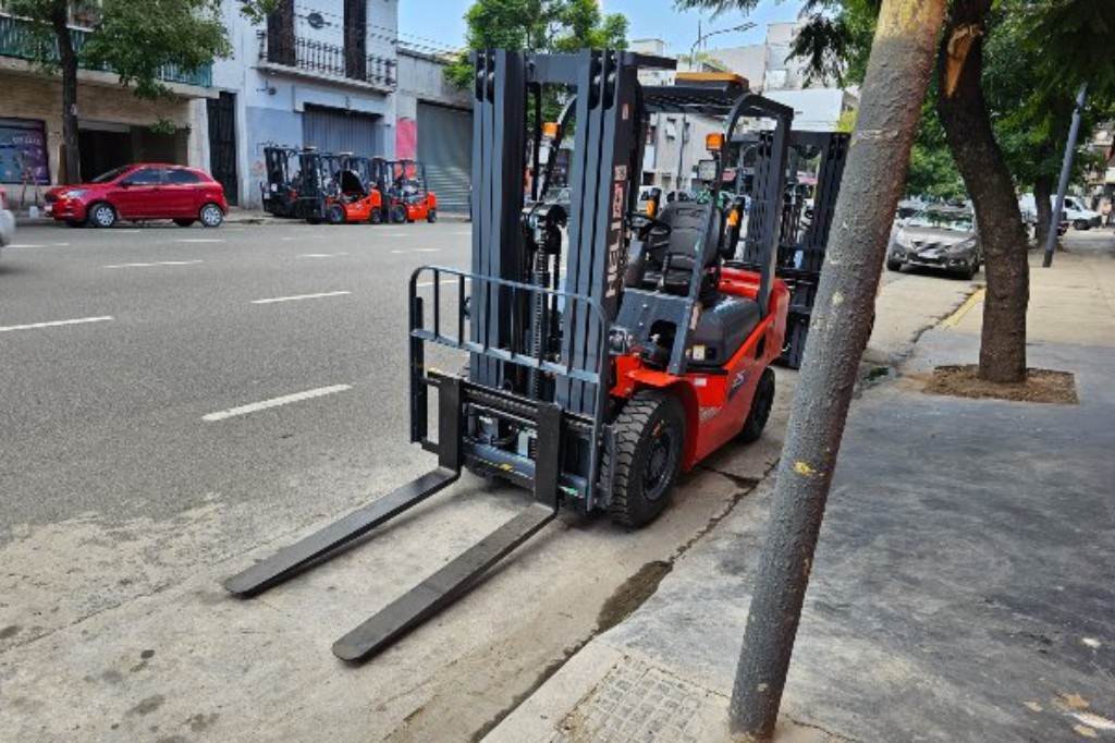 juego uñas autoelevador