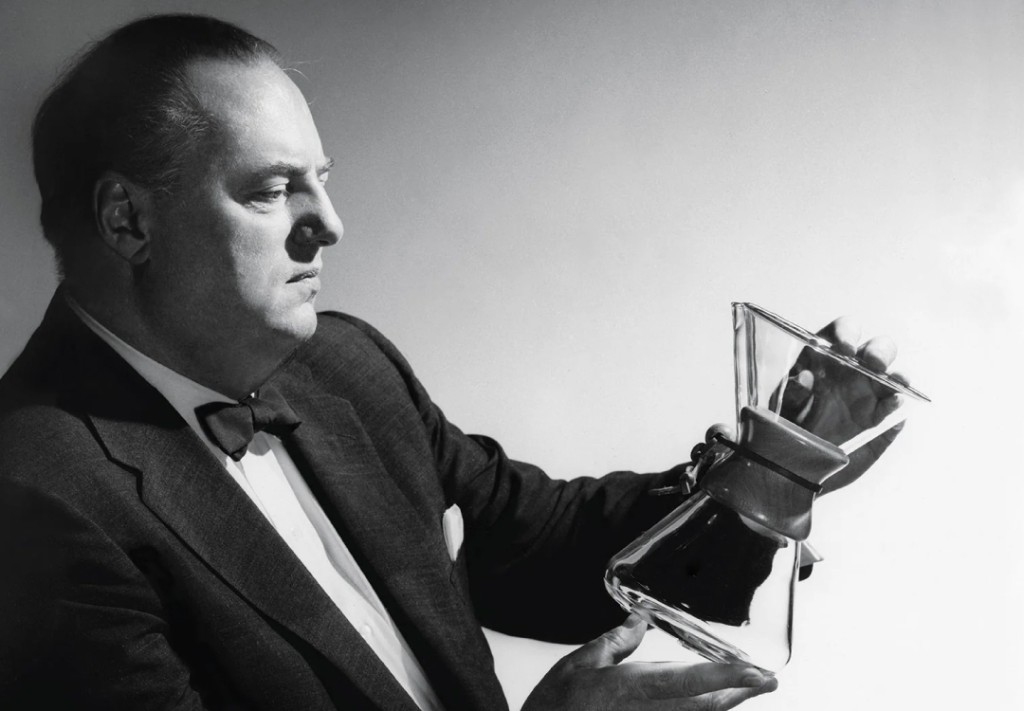 Peter J. Schlumbohm y su método de café filtrado Chemex