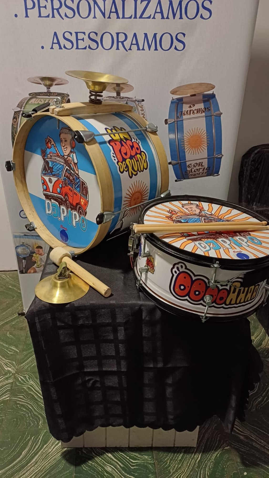 DJ Pipo - Un poco de Ruido