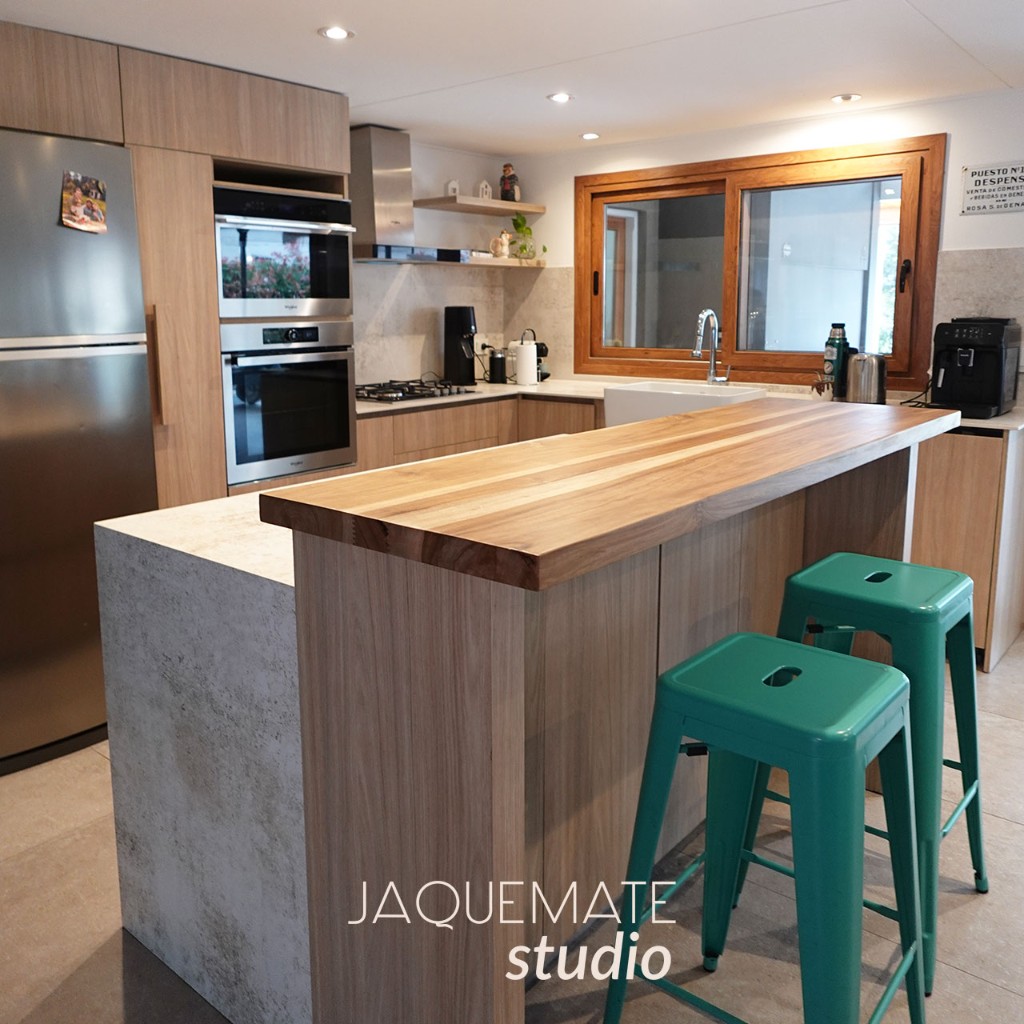 isla con barra desayunador cocina salva cocina por jaquemate studio