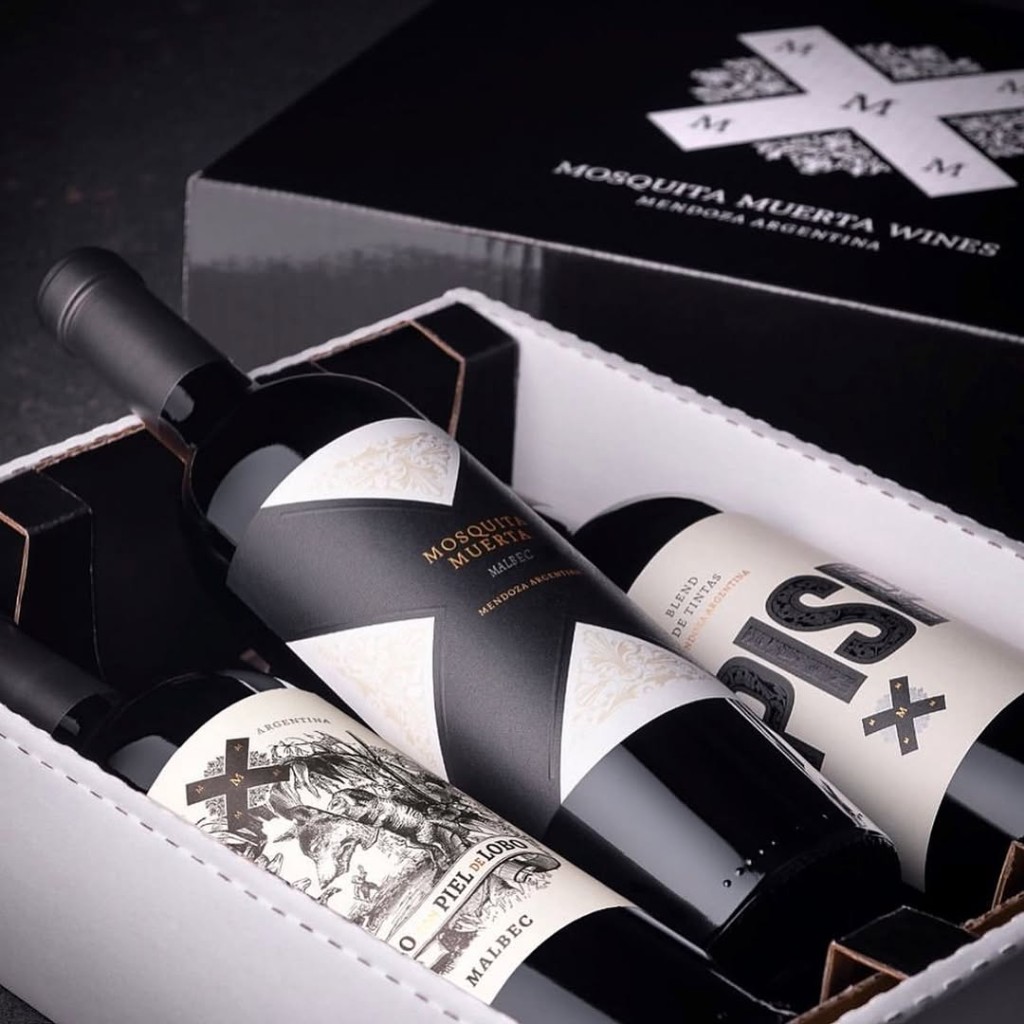 r&oacute;tulos da linha Mosquita Muerta vinho argentino