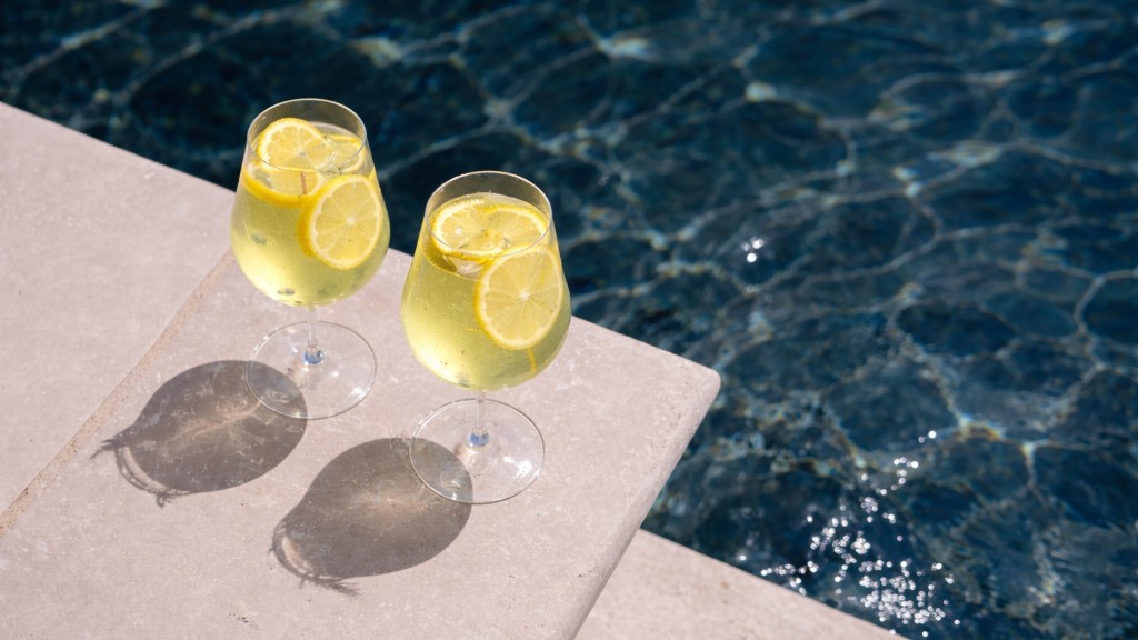 Limoncello Spritz &mdash; Luigi Limoncello