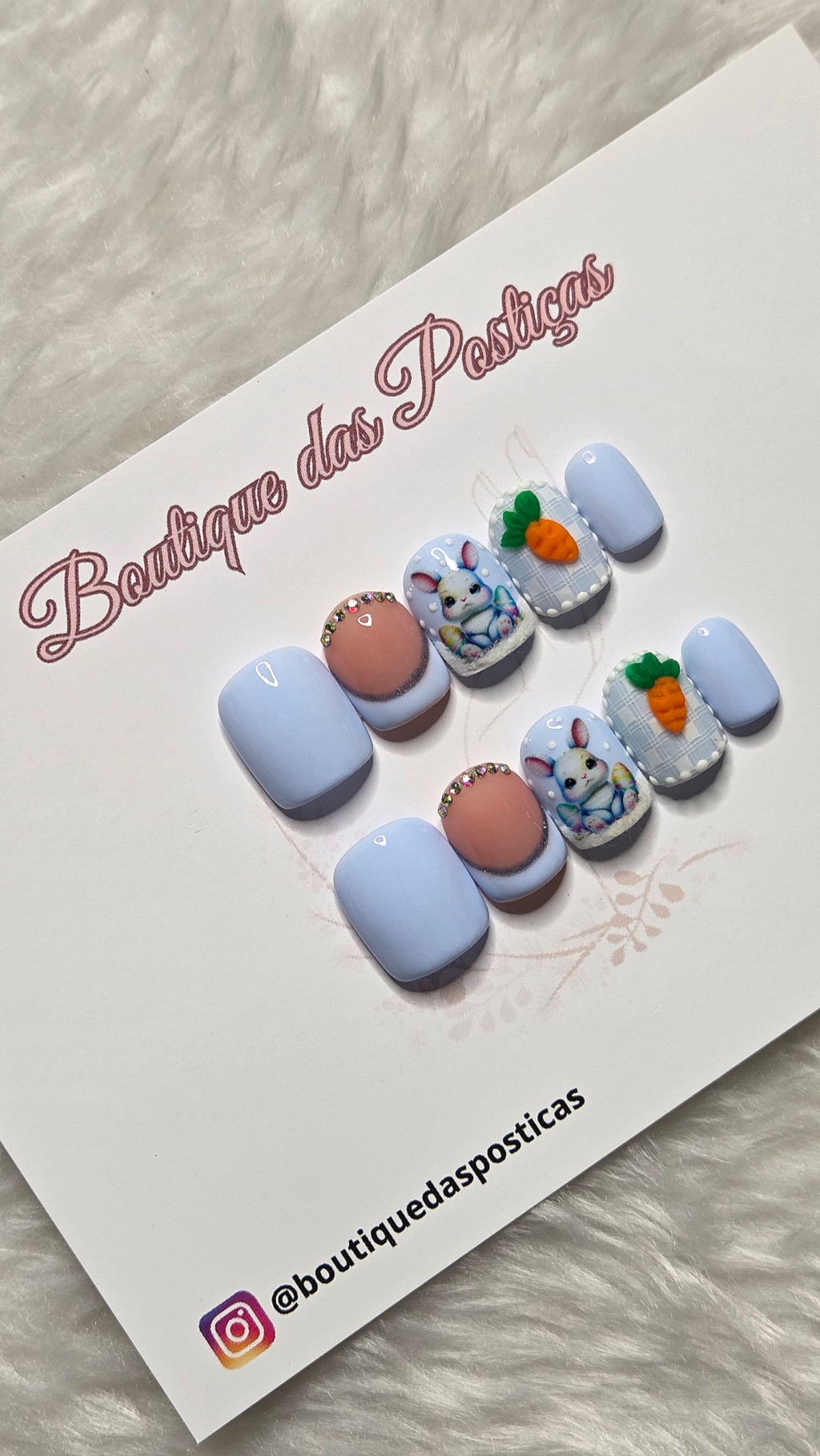 unhas postiças decoradas de Páscoa azul bebê Blue Bunny