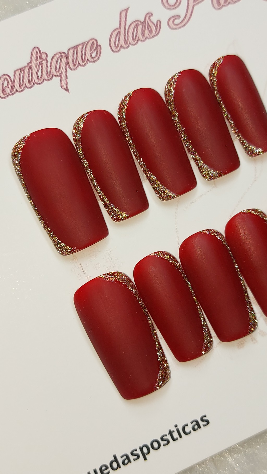 unhas posticas decoradas vermelhas