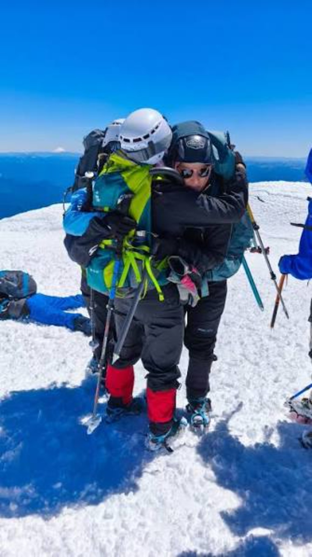 Apoyo emocional durante una actividad de monta&ntilde;a