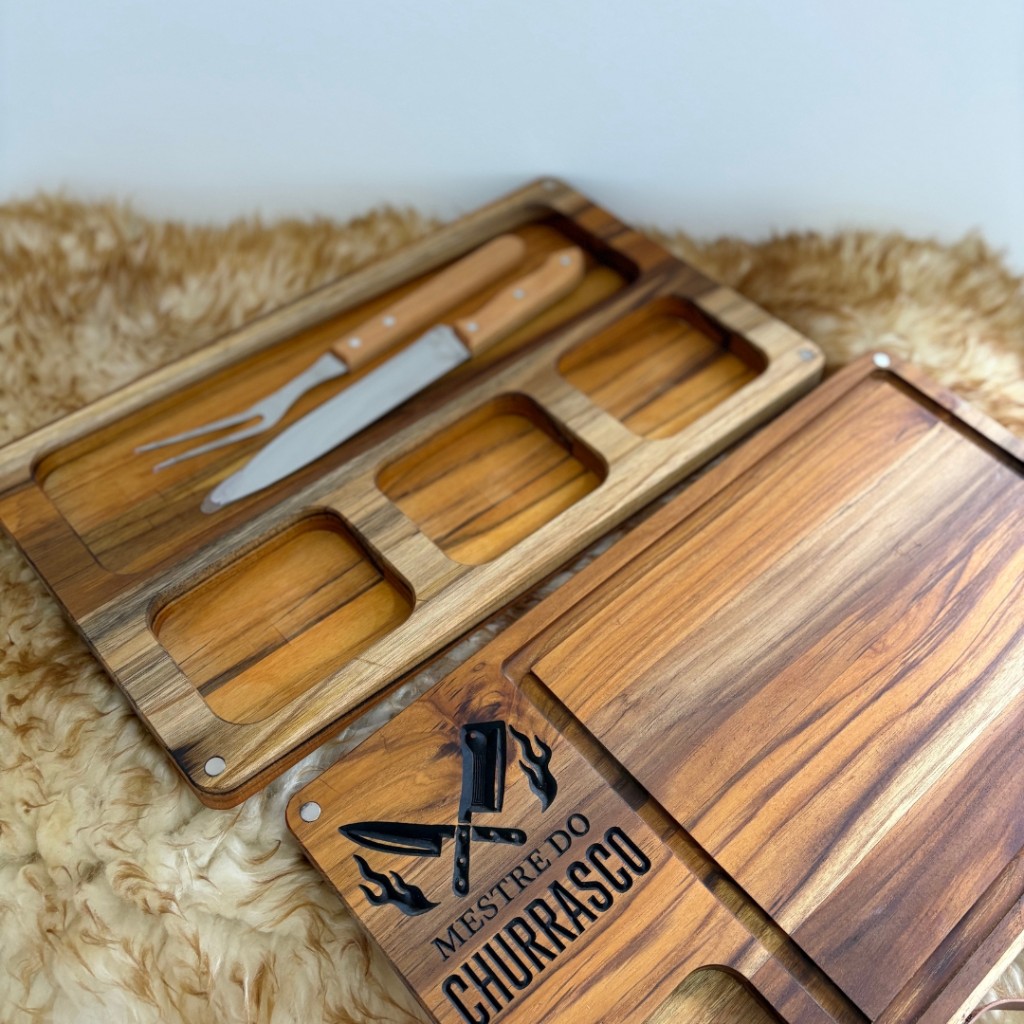 Maleta magnética Kroven com alça de couro nobre e acabamento de alta tecnologia.