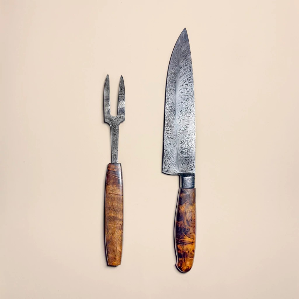 Set de Asador con Cuchillo de Acero Damasco en madera Ironwood
