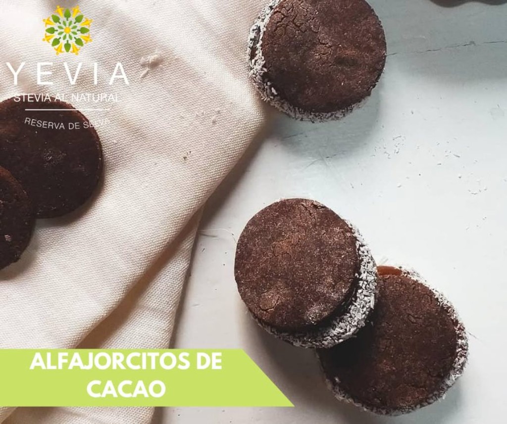 Alfajores de cacao con stevia natural pulverizada YEVIA