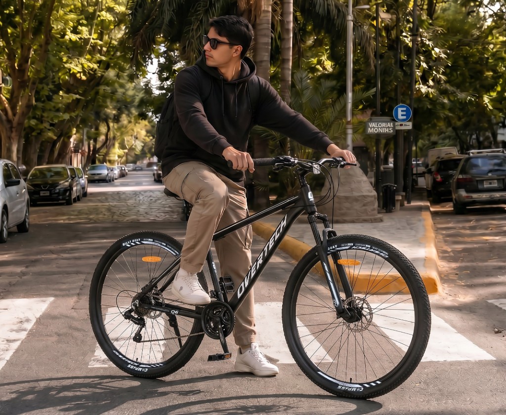 Bicicleta mountain bike overtech R29 aluminio con frenos a disco, shifters sunrun y cambio trasero shimano tourney - vista lateral