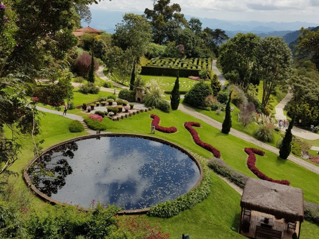 Destino romântico em Campos do Jordão, São Paulo, conhecido como Amantikir