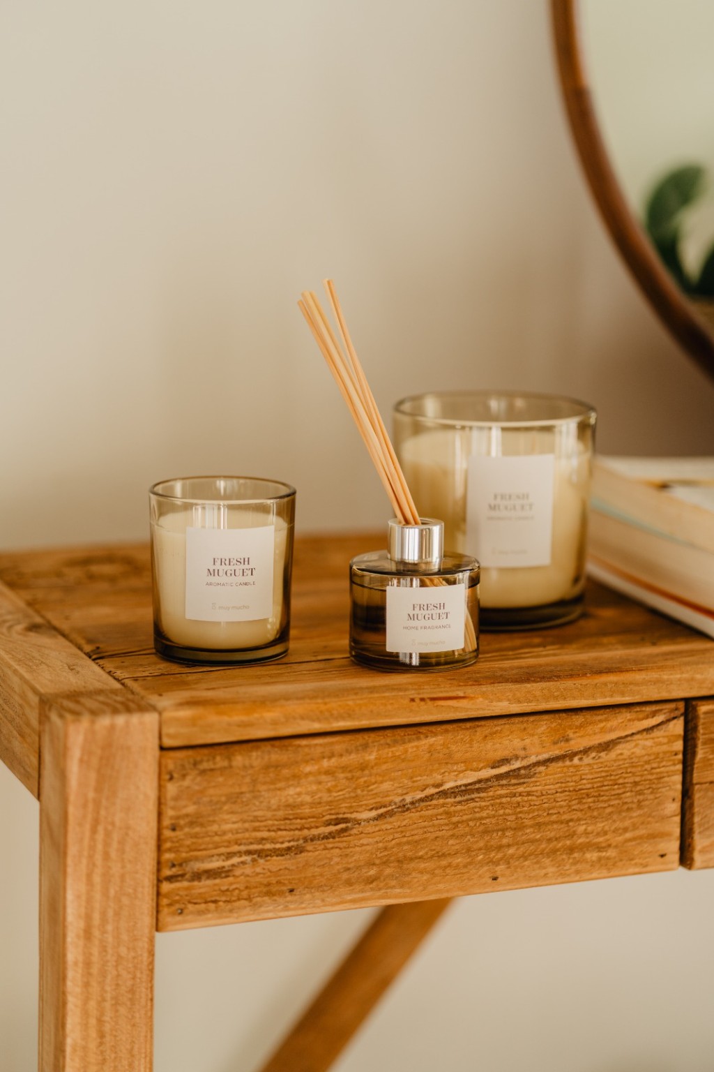 Primer plano de cojines y detalles de decoración