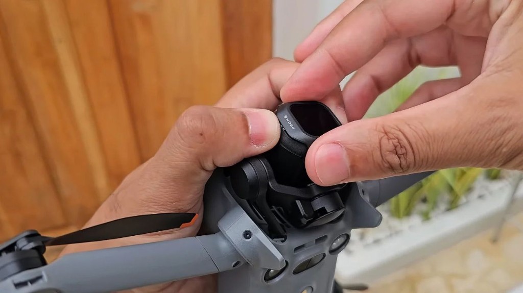 Instalando filtro ND Freewell no DJI Mini 5 Pro