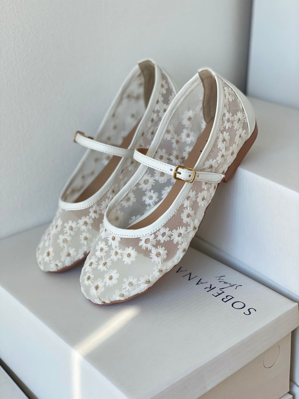 Sapatilha de renda Bloom