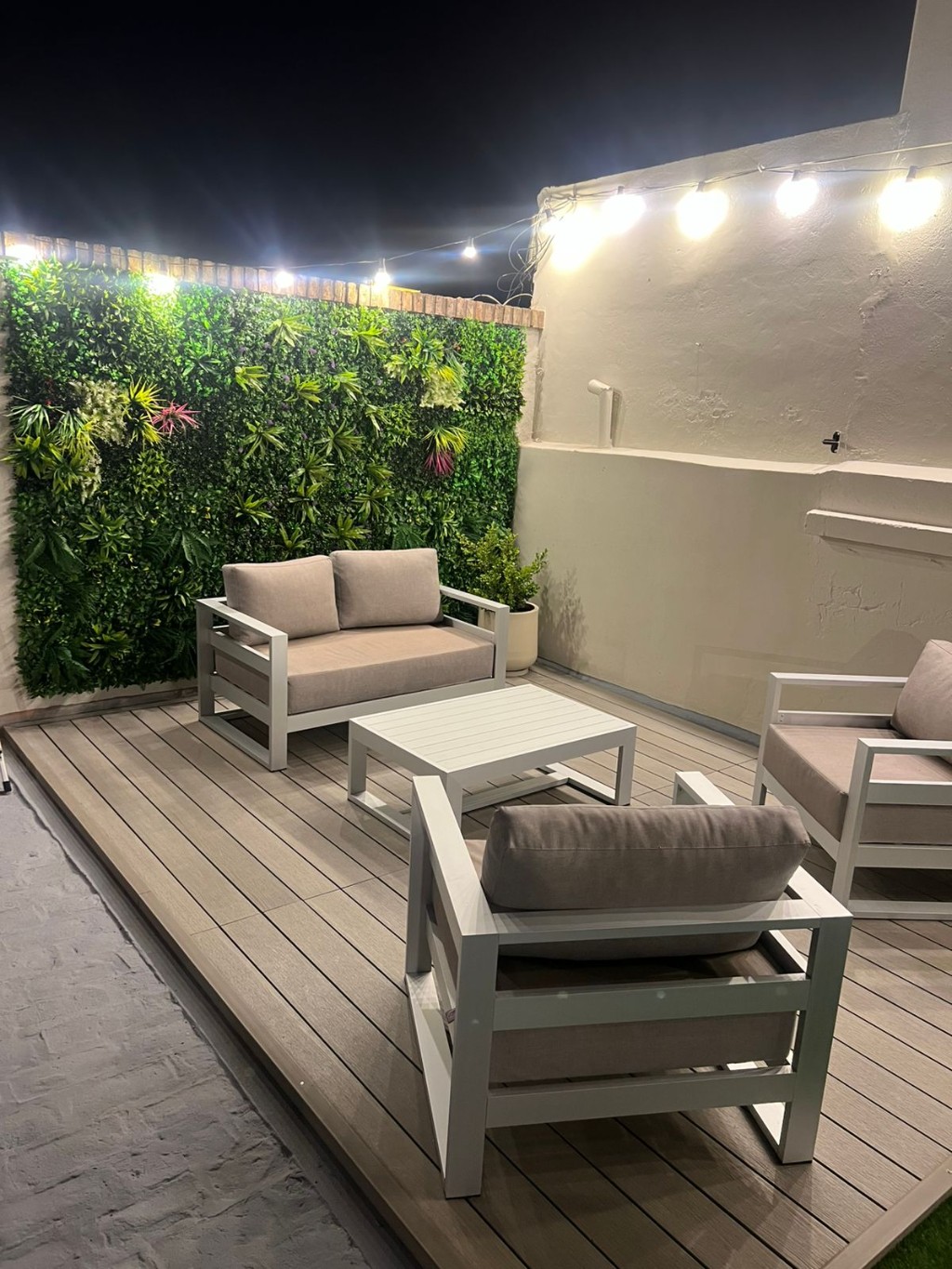 Jard&iacute;n Vertical combinado - Bolton Family Junio 2026