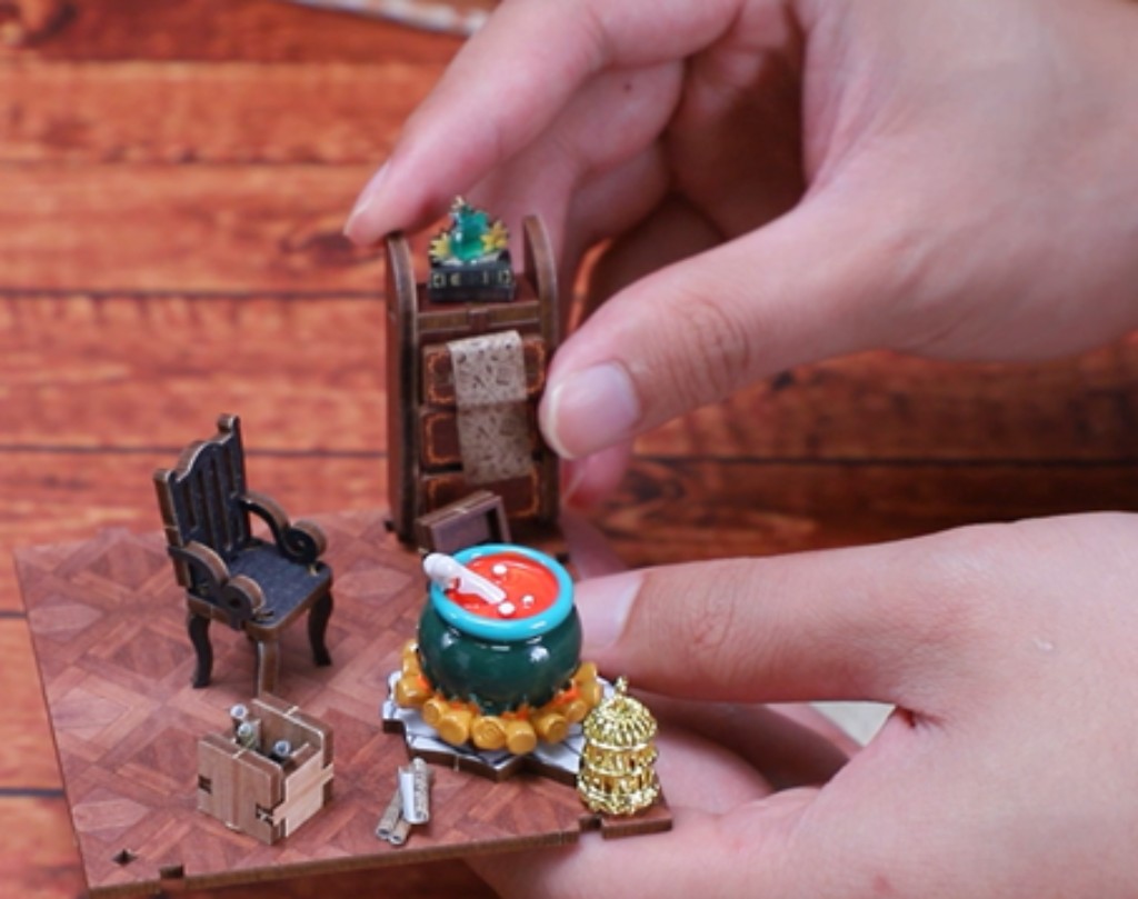 M&atilde;o segurando objeto colorido

O conte&uacute;do gerado por IA pode estar incorreto.