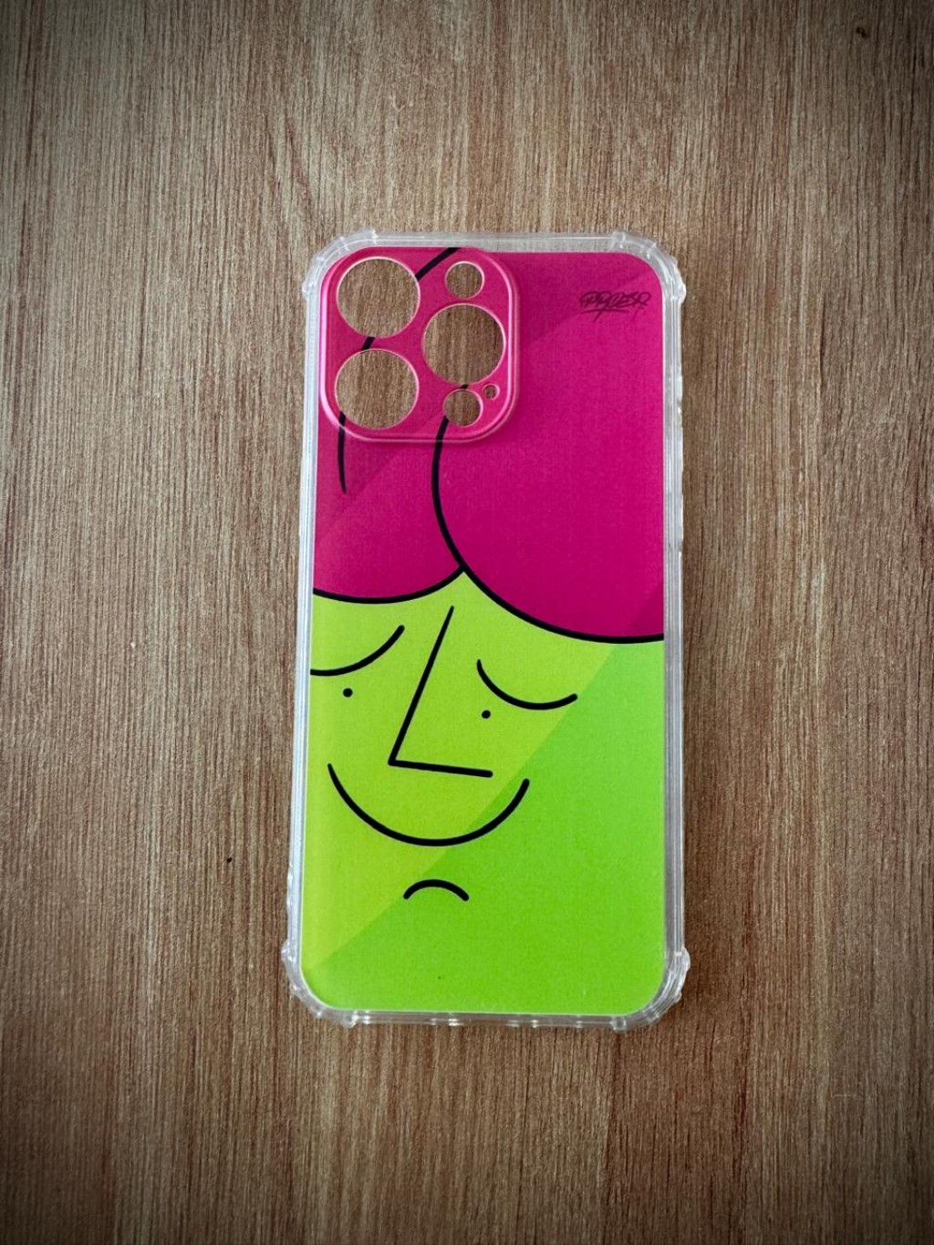 Capinha de celular Modelo Persona Flow - Design original com personagem cartoon e tra&ccedil;o aut&ecirc;ntico do artista Prosa Graffiti.