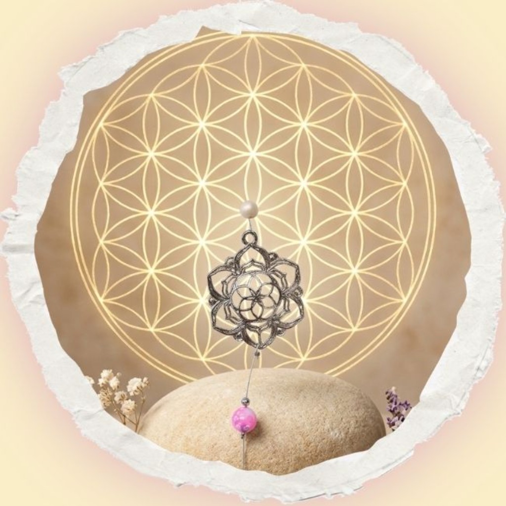 Flor de la Vida, s&iacute;mbolo de geometr&iacute;a sagrada asociado con la unidad, la creaci&oacute;n y la armon&iacute;a universal. 