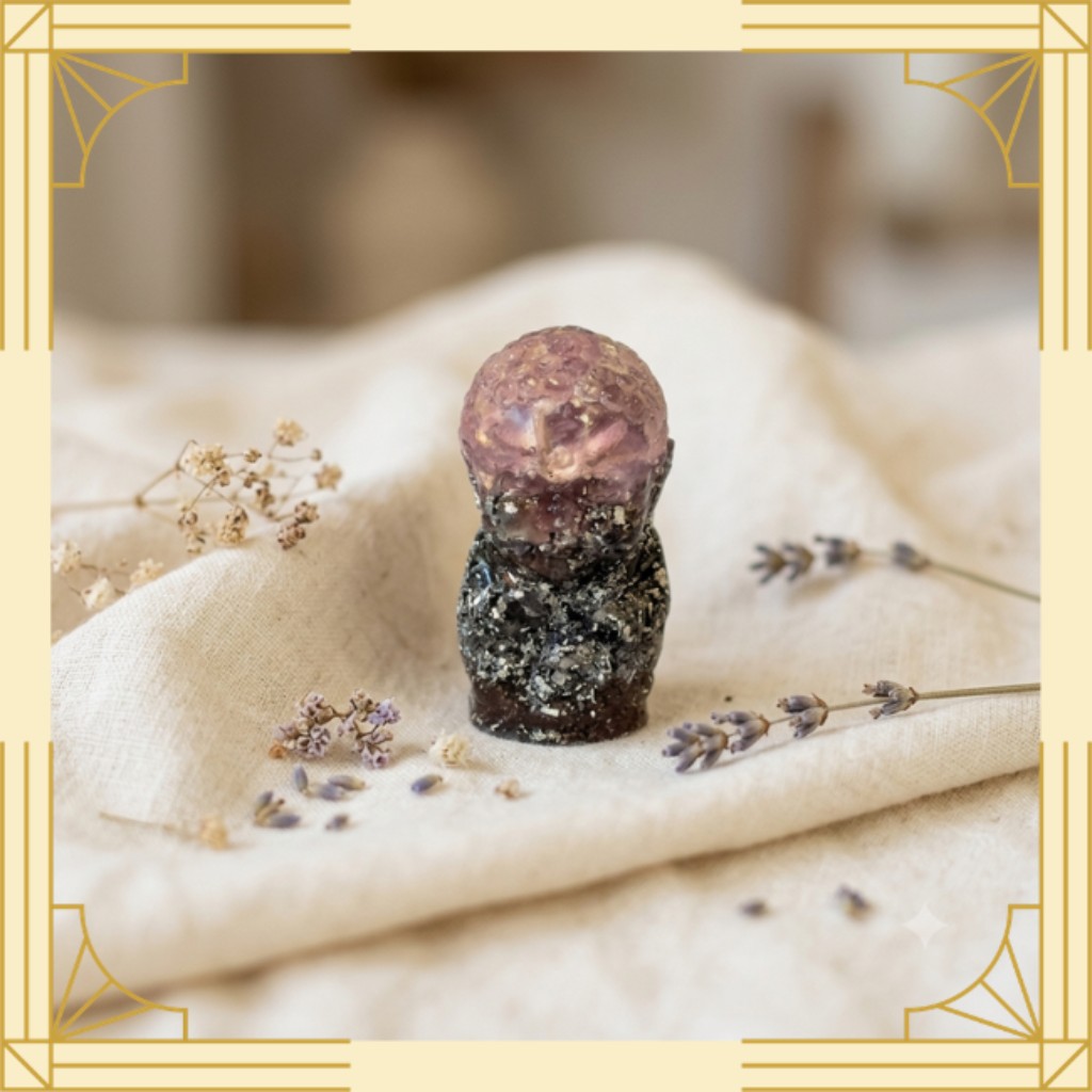Buda en Orgonita con Amatista de Alma Acuario elaborado con cristales naturales 