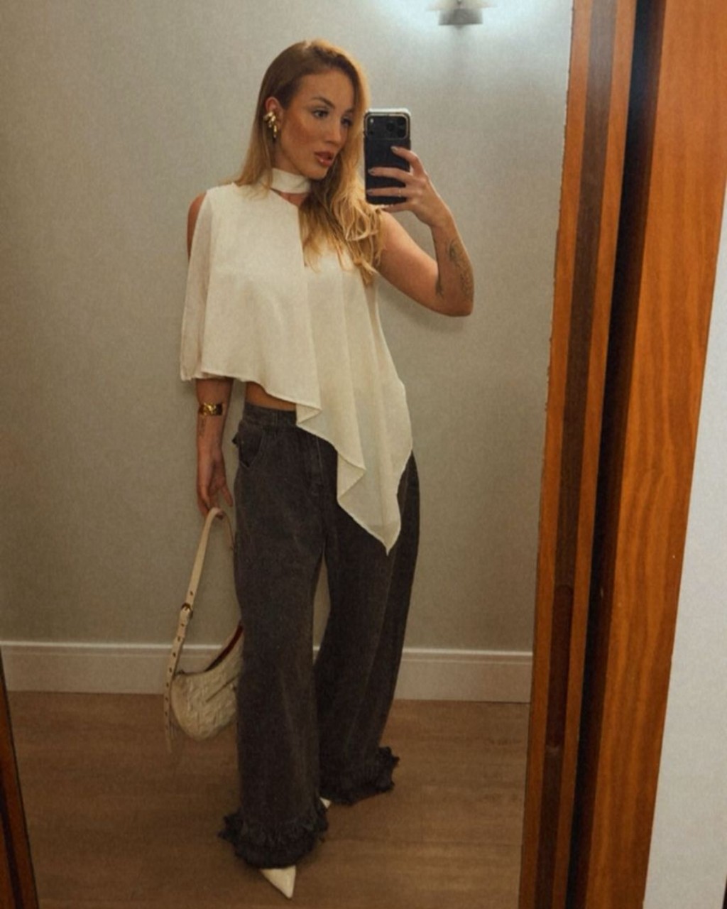 Bruna Helena em S&atilde;o Paulo London Stars London Cosm&eacute;ticos