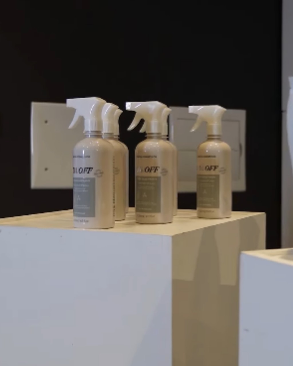 Lançamento metal off curso D'Lima Cosméticos e London Cosméticos