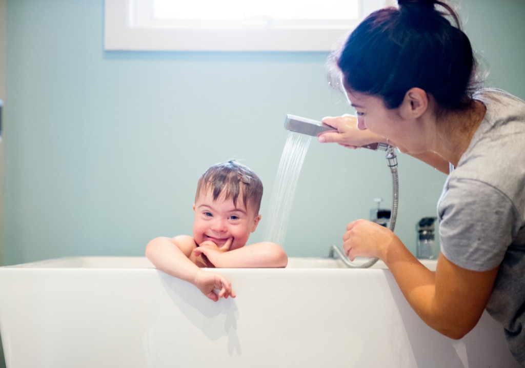 &Oacute;leo corporal infantil Ever Safe ideal para hidrata&ccedil;&atilde;o e cuidado da pele sens&iacute;vel das crian&ccedil;as.