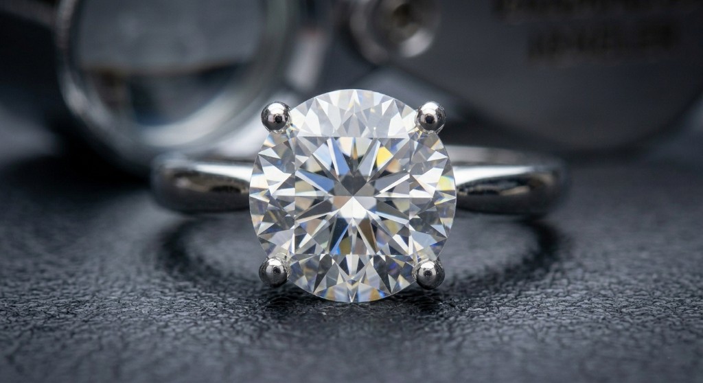 zirconia-cravejada-alta-qualidade-brilho