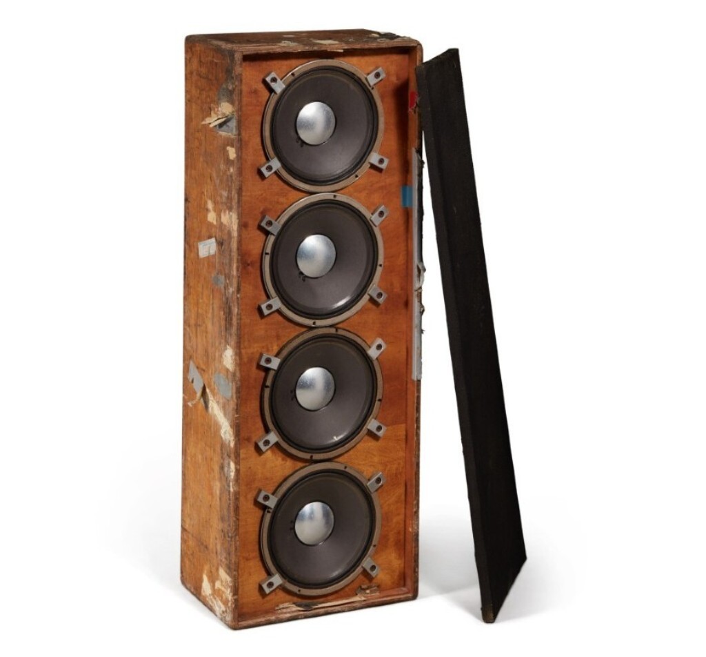          Bafle de 4x12 utilizada por Jerry Garcia subastada en Sotheby's