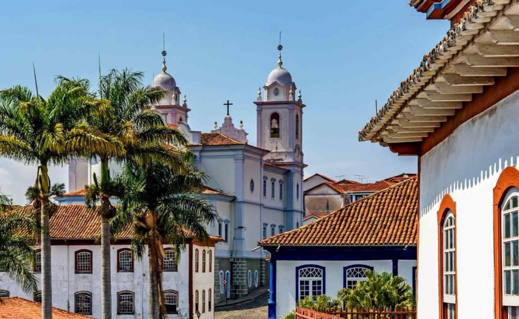 Cê sabia que Minas Gerais é o estado com o maior número de cidades do Brasil?
