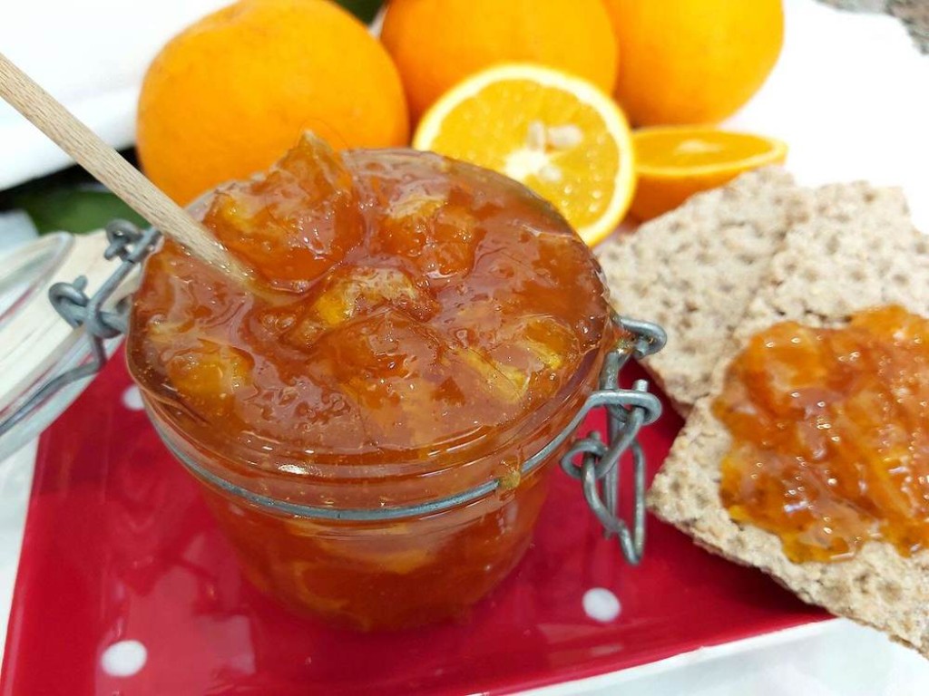 Doce de laranja em calda