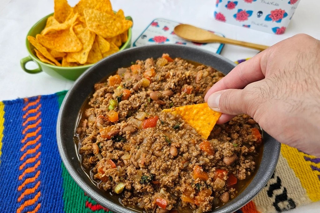 carne mo&iacute;da com temperos inspirados na culin&aacute;ria mexicana