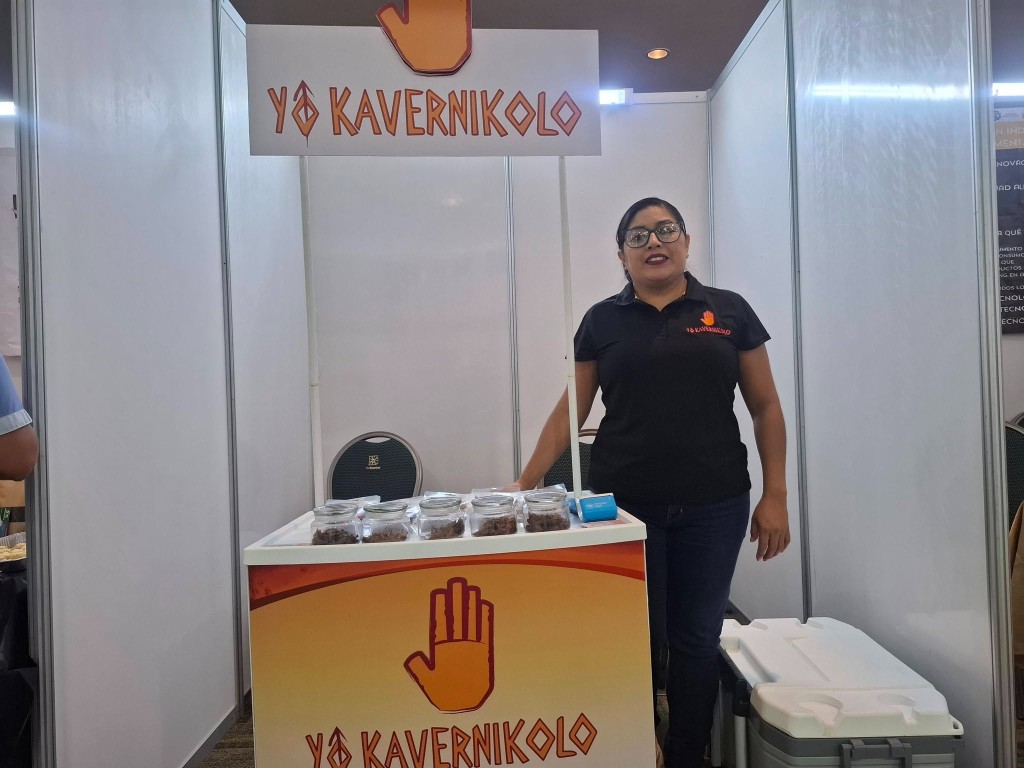 Stand de YoKavernikolo en Expo Jaguar 2026