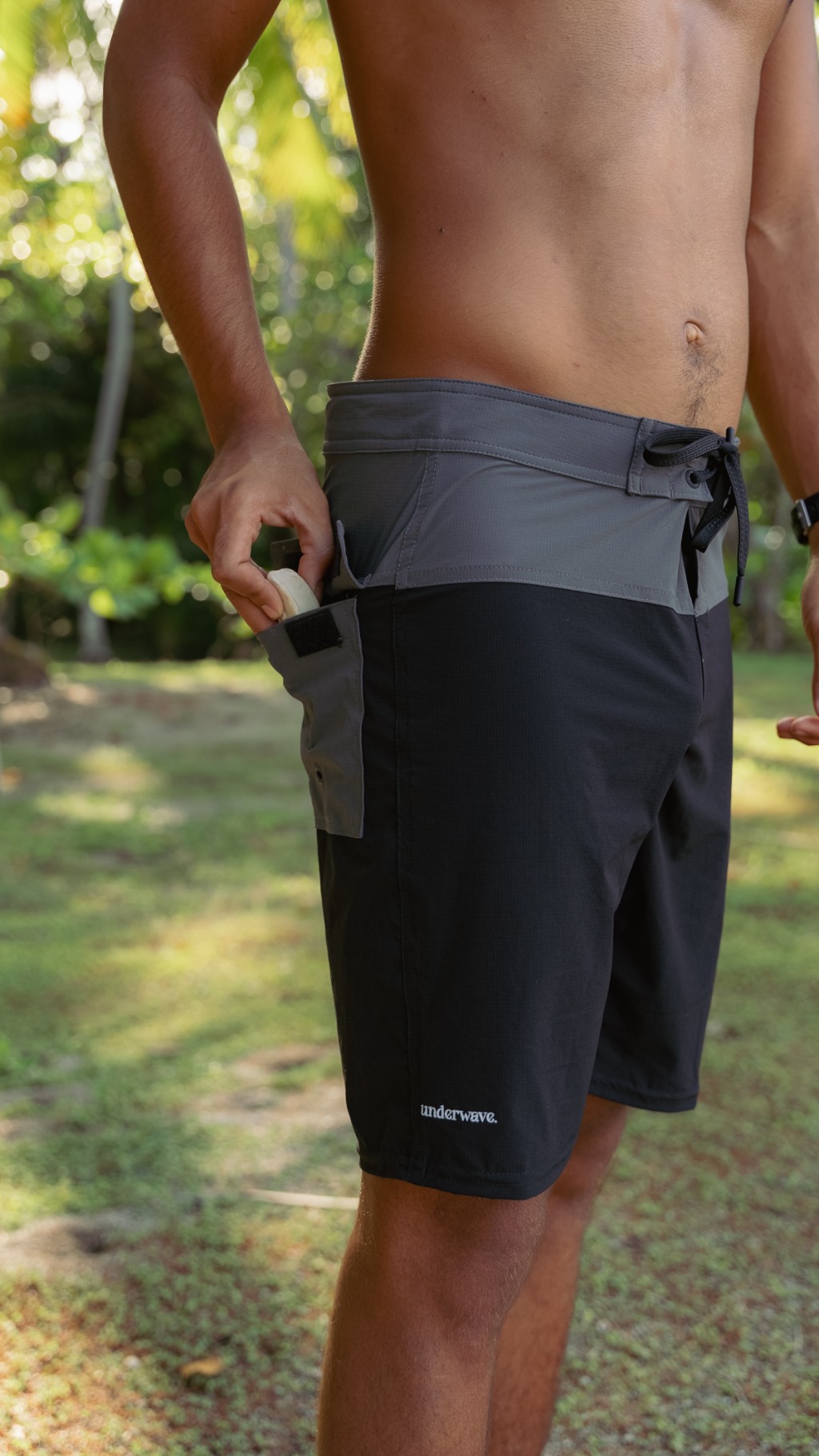 Detalle de la boardshort de Underwave de la colecci&oacute;n Tierra F&eacute;rtil