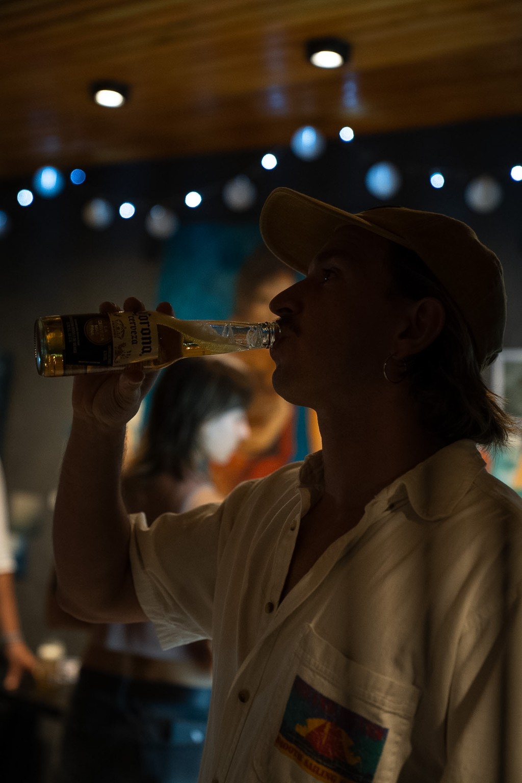 Persona con una Corona en el evento Underwave x Ottway