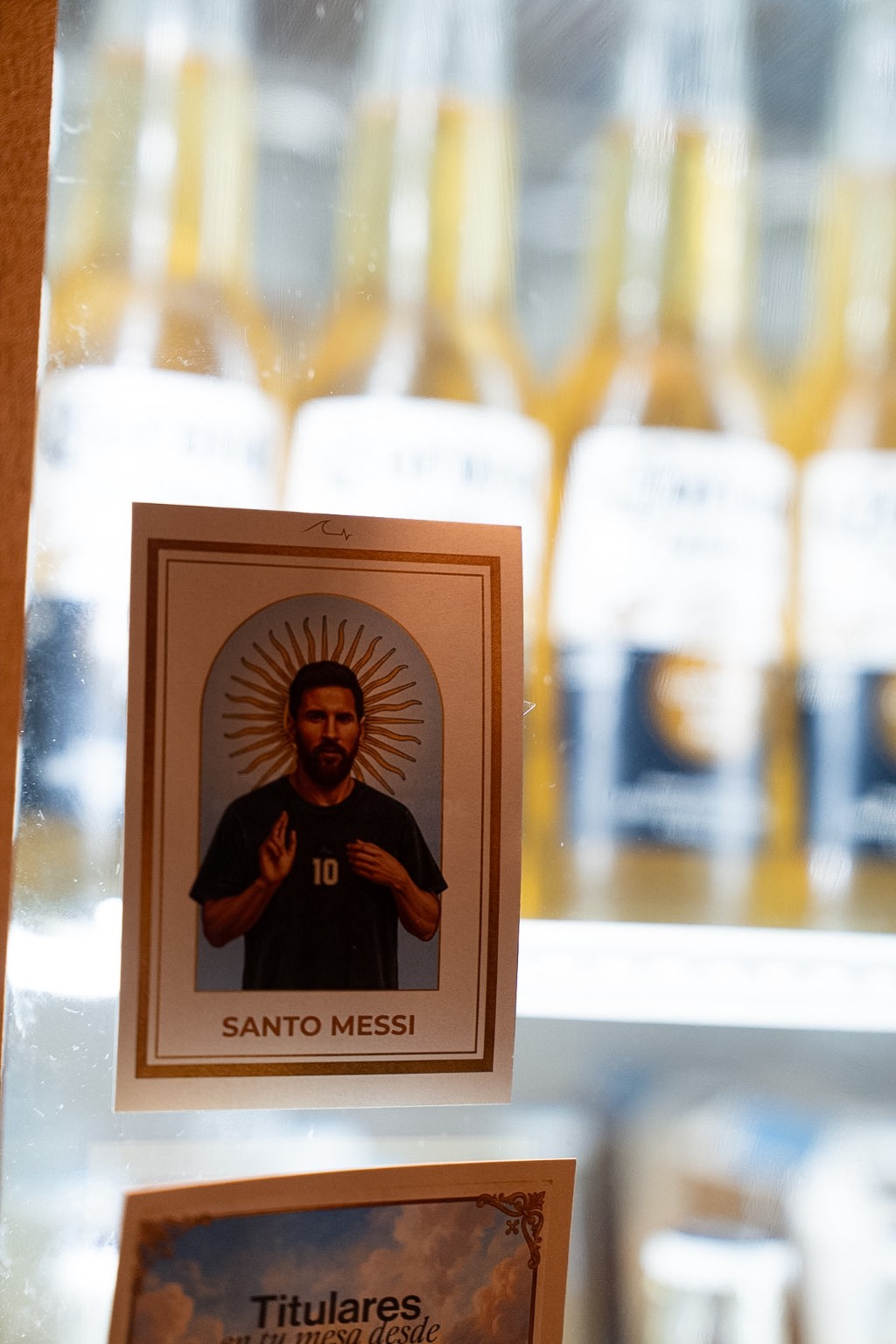 Estampita de Santo Messi repartida en el evento