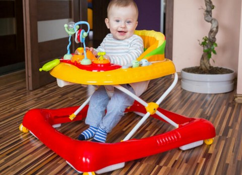 produtos perigosos para bebês - andador