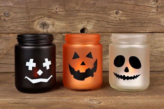 Decoração simples de Halloween com vidro
