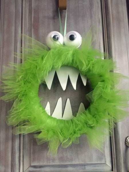 Decoração simples de Halloween com objetos